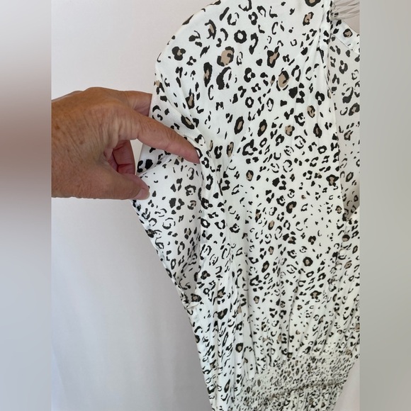 Rails Karla Leopard Print Tiered Dress in White Mocha size small - Picture 7 of 7